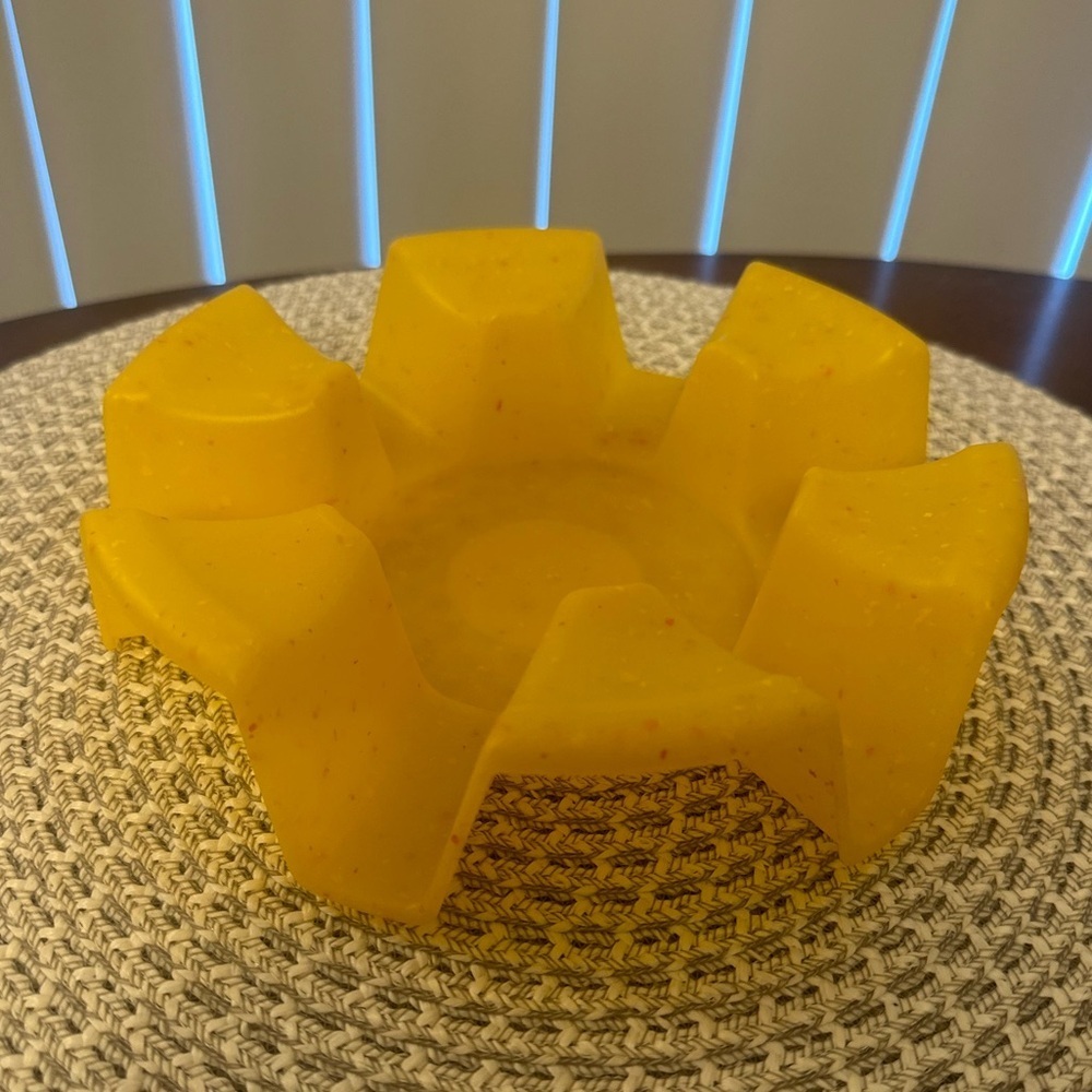 YELLOW Keep Your Tacos Upright with the Taco Bar Accessory Taco HolderDisplay